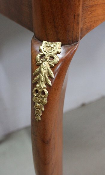 Petite Commode dite Perruquière, en Merisier, de style Louis XV - Début XXe