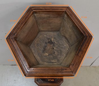 Sculpture in Chestnut forming a planter - End of XIXth century