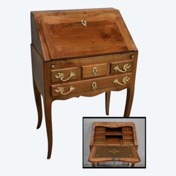 Small sloping desk in cherry wood, Louis XV style - End of XIXth century