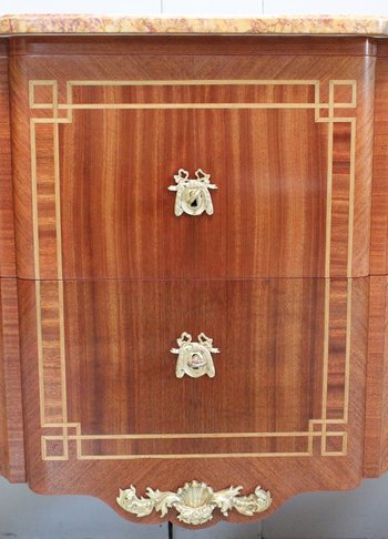 Commode Sauteuse en Acajou, style Transition Louis XV / Louis XVI – Début XXe