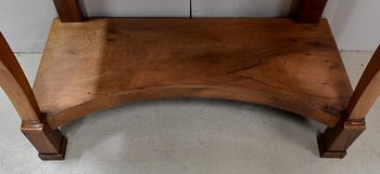 Consolle di proprietà, in noce massiccio, Periodo di restauro - Inizio XIX secolo