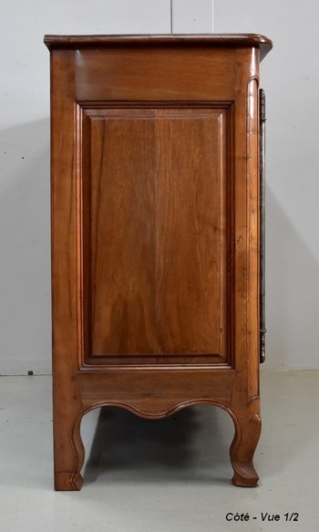 Buffet de Boiserie en Noyer, goût Transition – XVIIIe