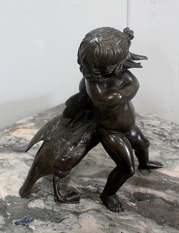 Bronzo di Putto che regge un'oca, di A. Collas - XIX secolo