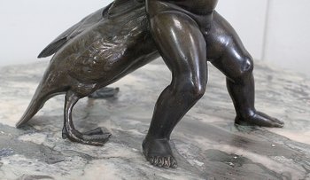 Bronzo di Putto che regge un'oca, di A. Collas - XIX secolo