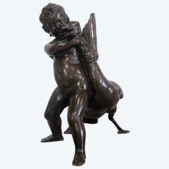 Bronzo di Putto che regge un'oca, di A. Collas - XIX secolo