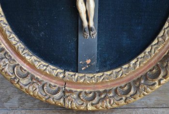 18th Century Ivory Christ In Its Golden Wood Frame