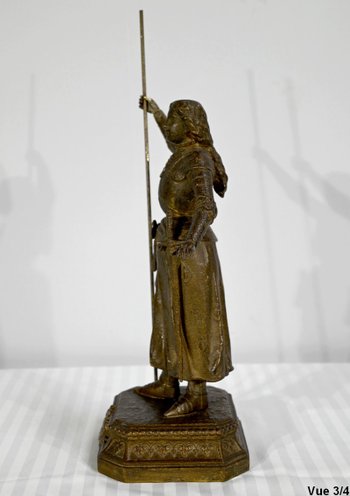 Spelter von Jeanne d'Arc Victorious, signiert A. Foulon - Ende des 19. Jahrhunderts