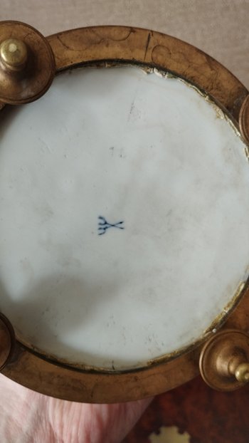 Psyché en biscuit de porcelaine d'après une oeuvre de falconnet - Fin XIXè début XXè.