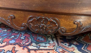 COMMODE DE PORT 18ème DE FORME TOMBEAU