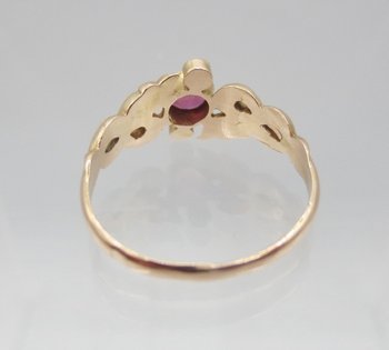 Bague Grenat Et Perles, XIXe Siècle.