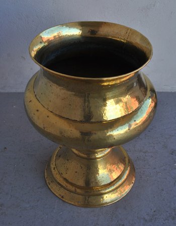Large Hammered Copper From Solid Damascus Height 76 Cm