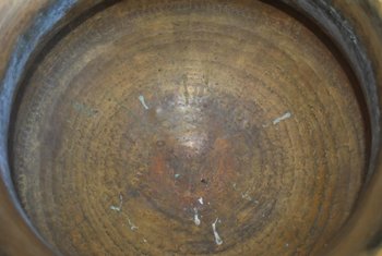 Large Hammered Copper From Solid Damascus Height 76 Cm