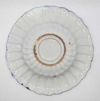 London Earthenware Dish, Late 17th Century.