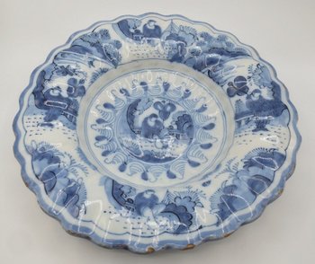 London Earthenware Dish, Late 17th Century.