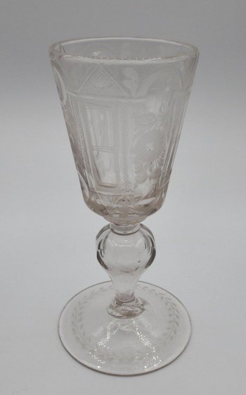 Verre à Jambe XVIIIe Siècle.
