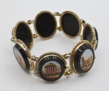 Bracciale in onice nero e micro-mosaico in oro.