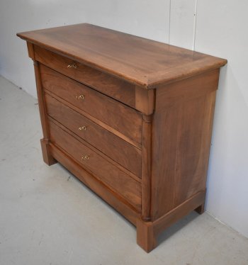 Petite Commode en Noyer Massif – Début XIXe