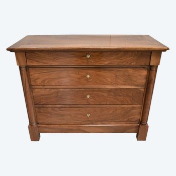 Petite Commode en Noyer Massif – Début XIXe