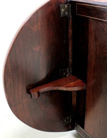 Tavolino Piccolo a Persiana in Palissandro Rio, Epoca Napoleone III – Metà XIX Secolo