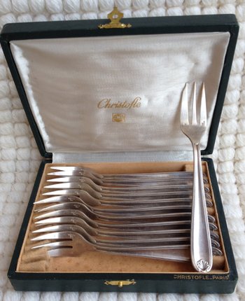 Christofle box including 12 cake forks in silver metal Bérain model year '50