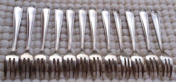 Christofle box including 12 cake forks in silver metal Bérain model year '50
