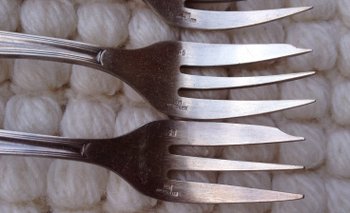 Christofle box including 12 cake forks in silver metal Bérain model year '50