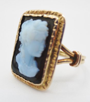 Anello Fine del XIX secolo.