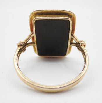 Anello Fine del XIX secolo.