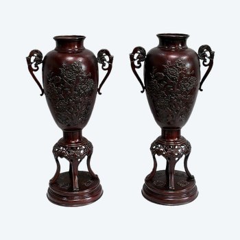 Pair of High Bronze Vases, Chinese Origin - Late 19th Century