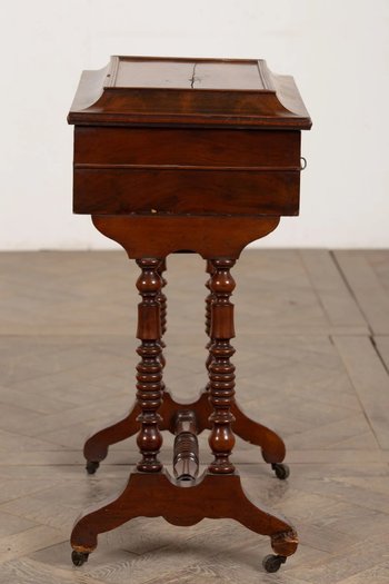 Table travailleuse en Acajou XIXème