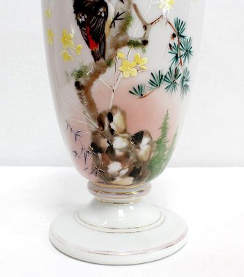 Important Pair of Opaline Vases – 1900