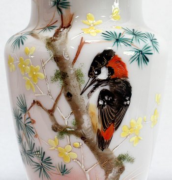 Important Pair of Opaline Vases – 1900