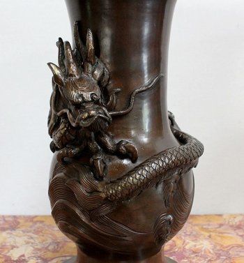 Paire de Vases Japonais en Bronze patiné – 1900