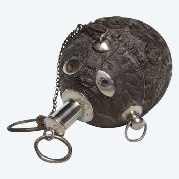 Powder flask End Of The 18th Century.