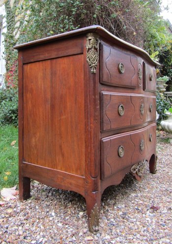 Kleine Kommode Louis XV