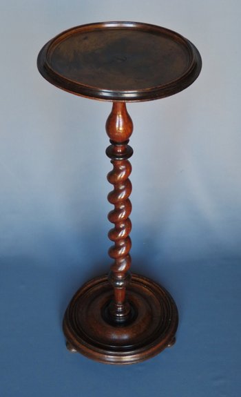 Sellette Porte Lumière, 17th century.