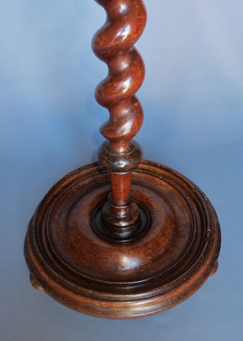 Sellette Porte Lumière, 17th century.