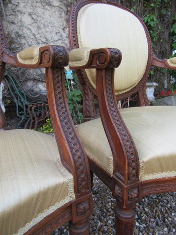 Mobilier De Salon
