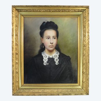 Oil on Canvas Portrait of a young woman Signed LESPINASSE 1907