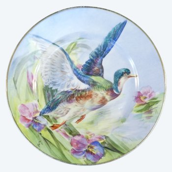 Plate in LIMOGES Porcelain decorated with duck