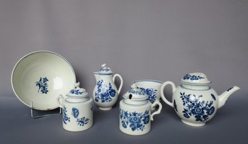 Porcelain From Caughley 18th Century.