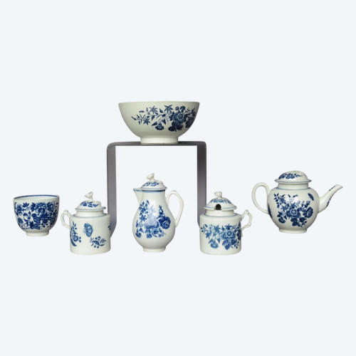 Porcelain From Caughley 18th Century.