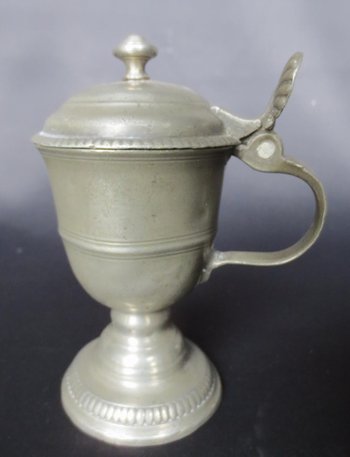 Mustard pot In pewter, early 19th century