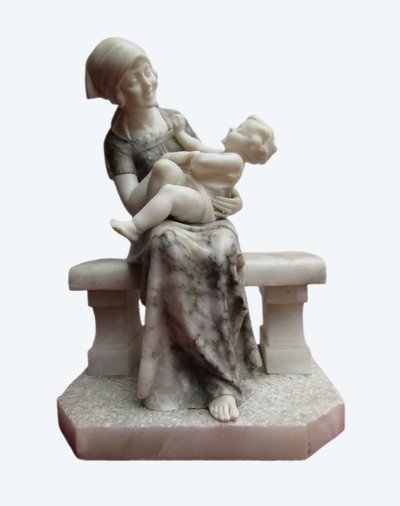 "Donna con bambino di Currini