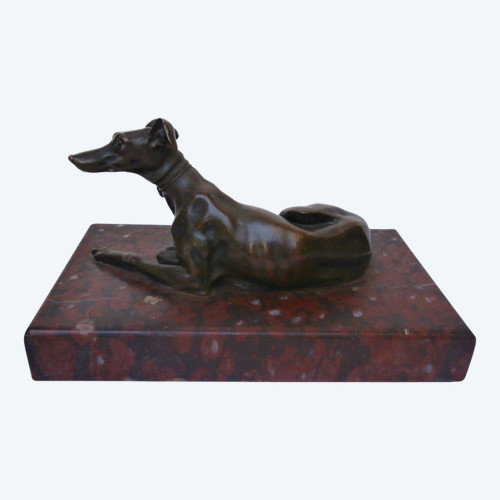 Windhund In Bronze