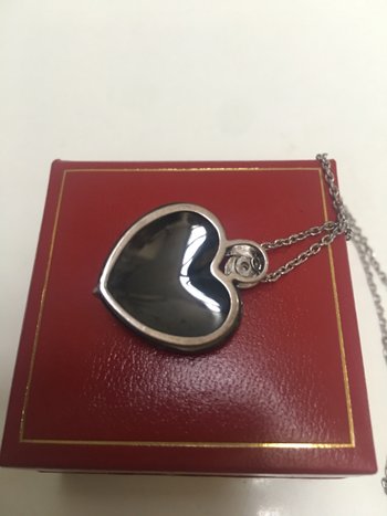 Ciondolo in argento con ematite tagliata e diamante