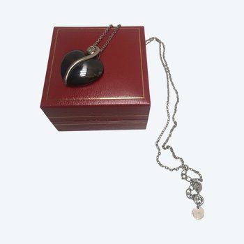 Ciondolo in argento con ematite tagliata e diamante