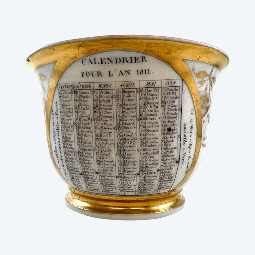 Ancienne tasse avec calendrier de 1811 en porcelaine de Paris Napoléon Empire