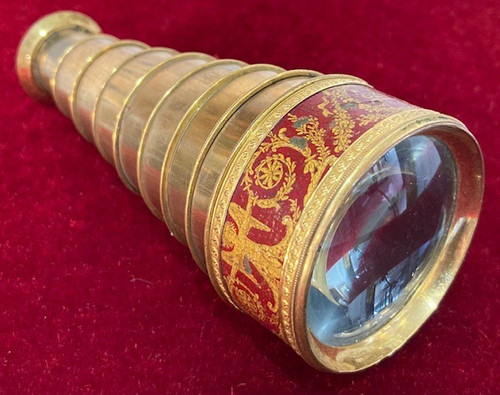 Lorgnette a nove tiretti in ottone dorato e Martin verniciato - Inizio del XIX secolo