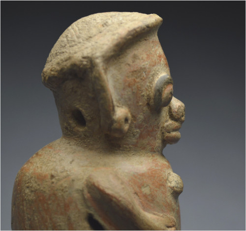 Costa Rica, 1000 - 1500 d.C., cultura di Guanacaste Stauetta antropomorfa raffigurante una donna originariamente in piedi su tre piedi